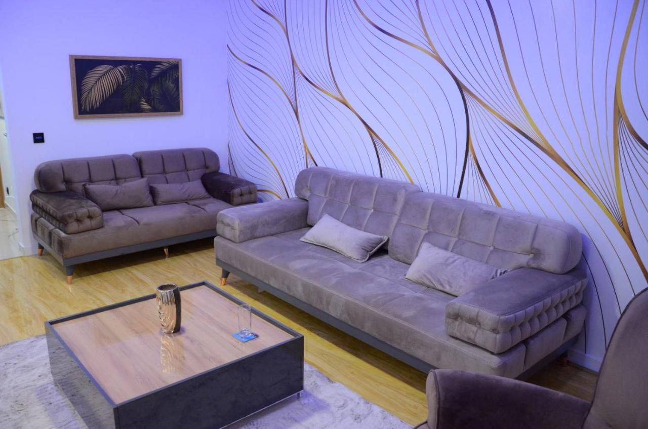 Appartement Centar 5 Star à Kraljevo Extérieur photo