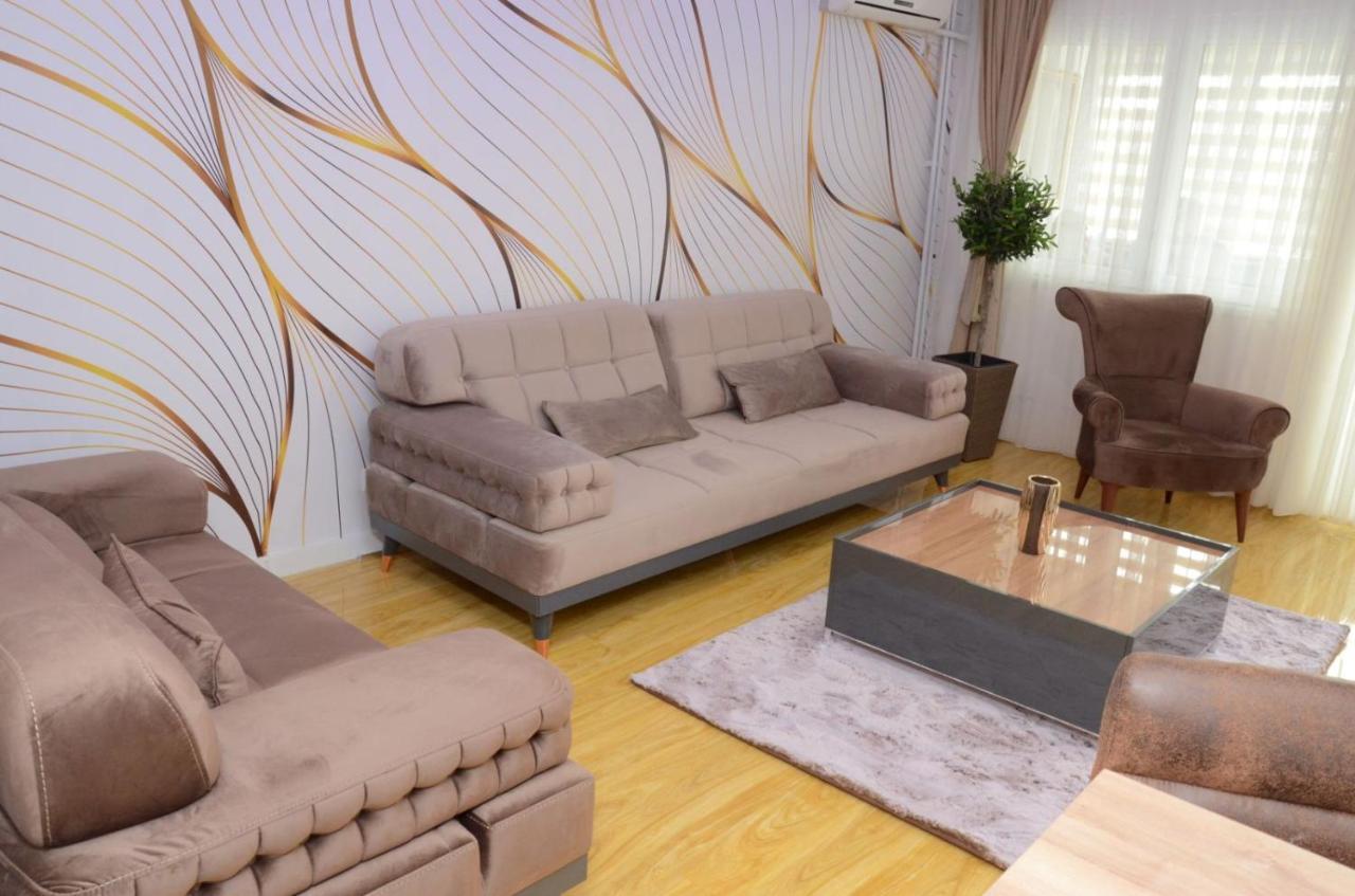 Appartement Centar 5 Star à Kraljevo Extérieur photo