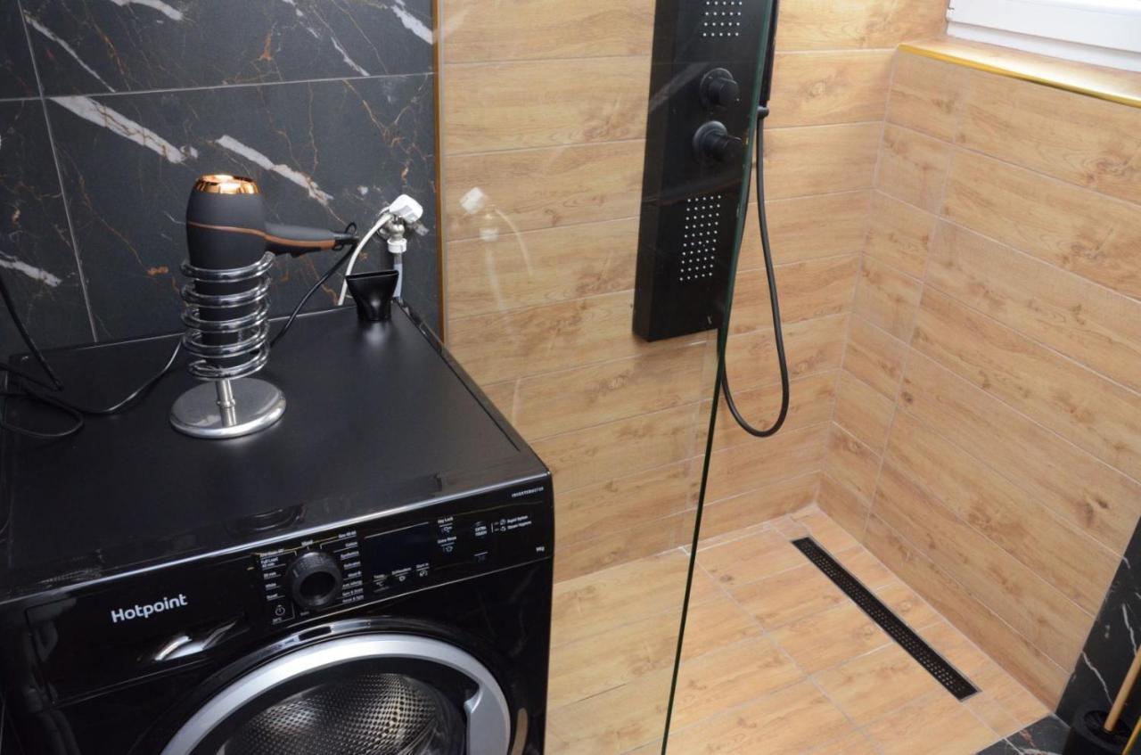 Appartement Centar 5 Star à Kraljevo Extérieur photo