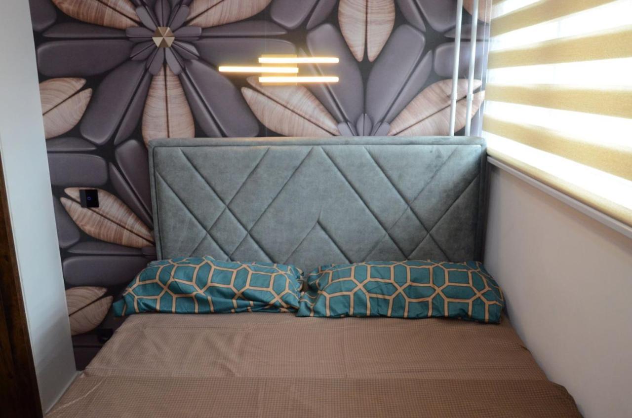 Appartement Centar 5 Star à Kraljevo Extérieur photo